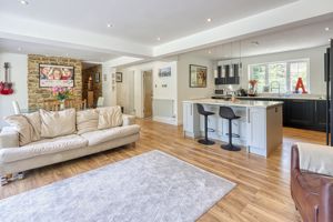 Photo 17- click for photo gallery